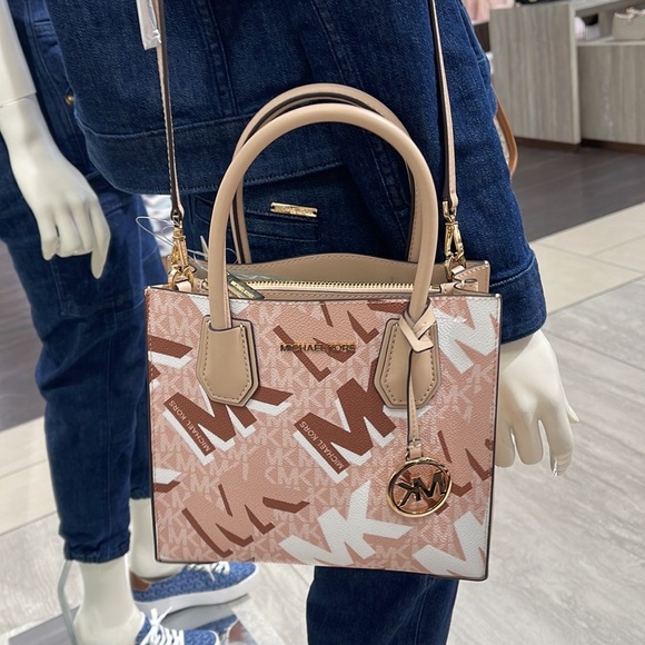 Michael Kors Mercer Medium Leather Messenger Buff Multi - Picture 11 of 16